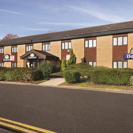 Days Inn Hotel Bradford - Leeds Brighouse Esterno foto