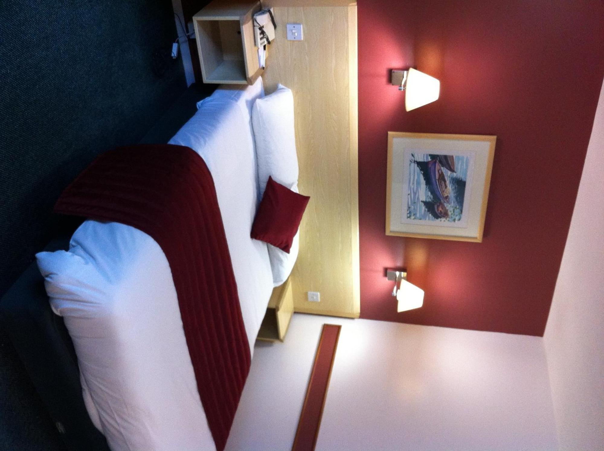 Days Inn Hotel Bradford - Leeds Brighouse Esterno foto
