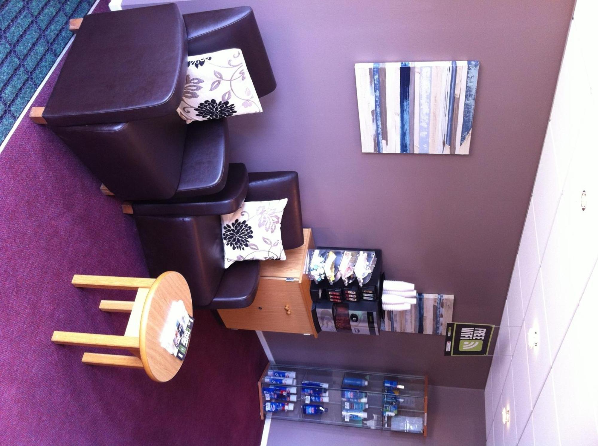 Days Inn Hotel Bradford - Leeds Brighouse Esterno foto