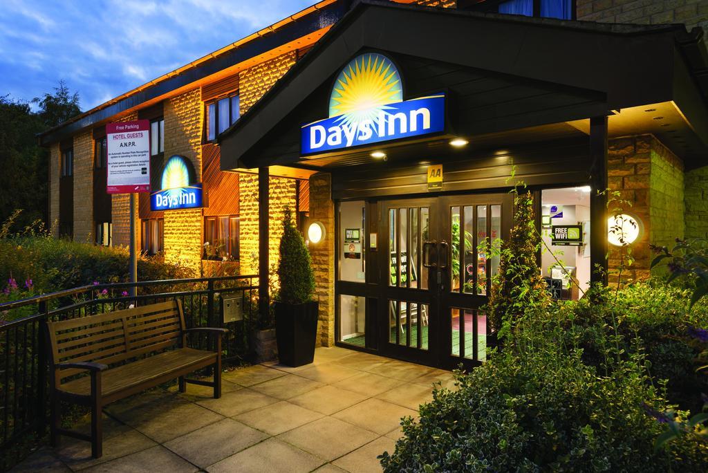 Days Inn Hotel Bradford - Leeds Brighouse Esterno foto