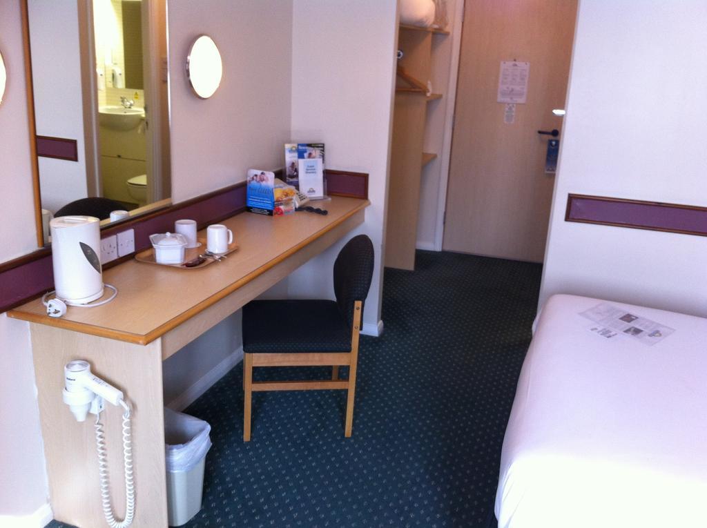Days Inn Hotel Bradford - Leeds Brighouse Camera foto