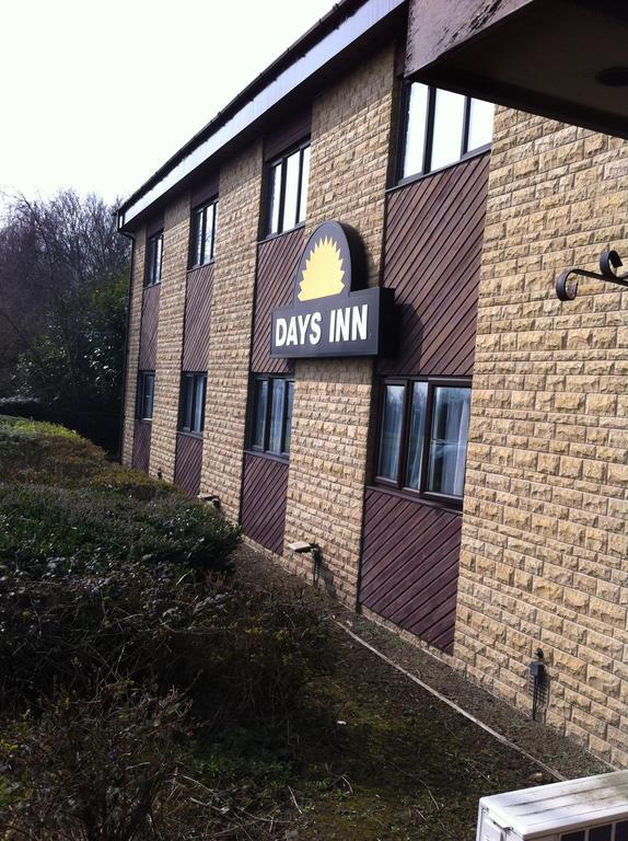 Days Inn Hotel Bradford - Leeds Brighouse Esterno foto